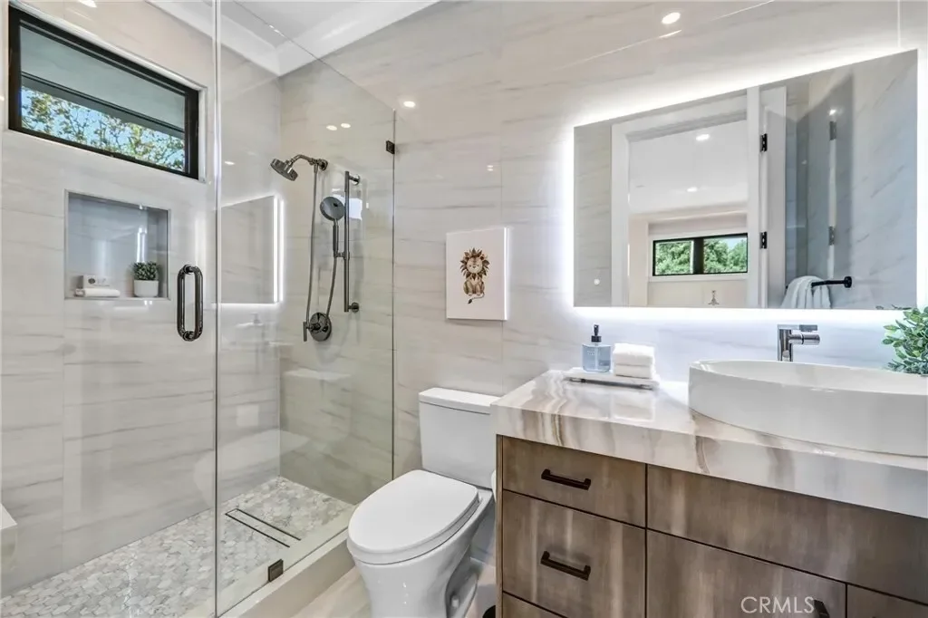 330 Arbolada Drive, Arcadia, California, United States. - Photo 25