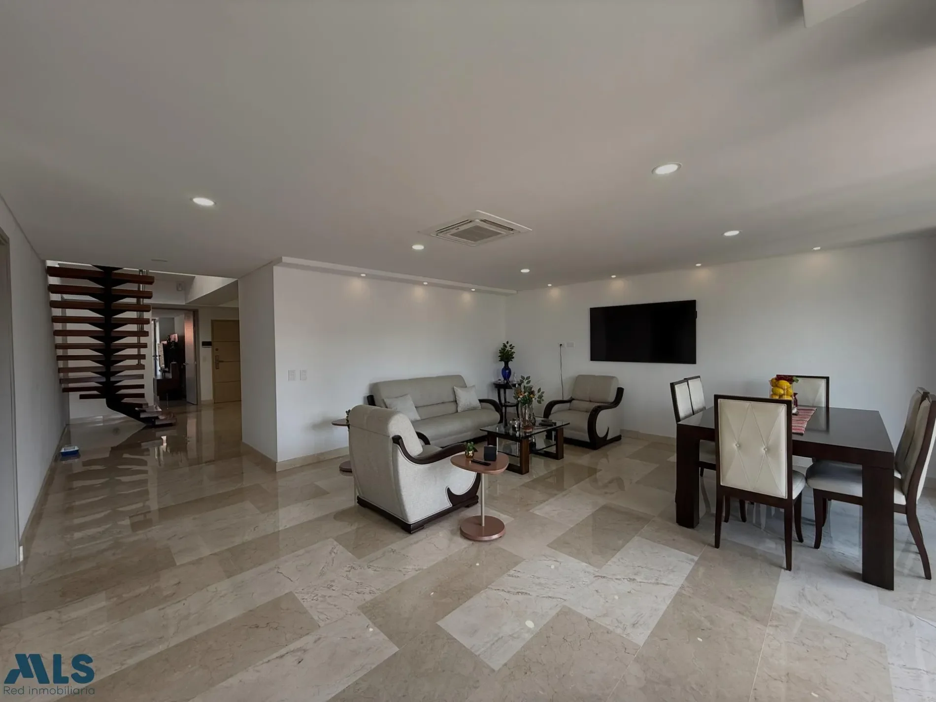 Gallery photo 6