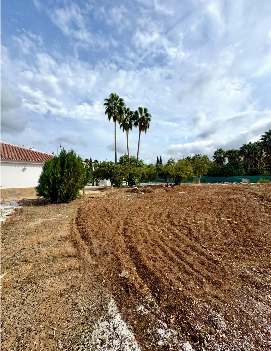 Exterior photo 5