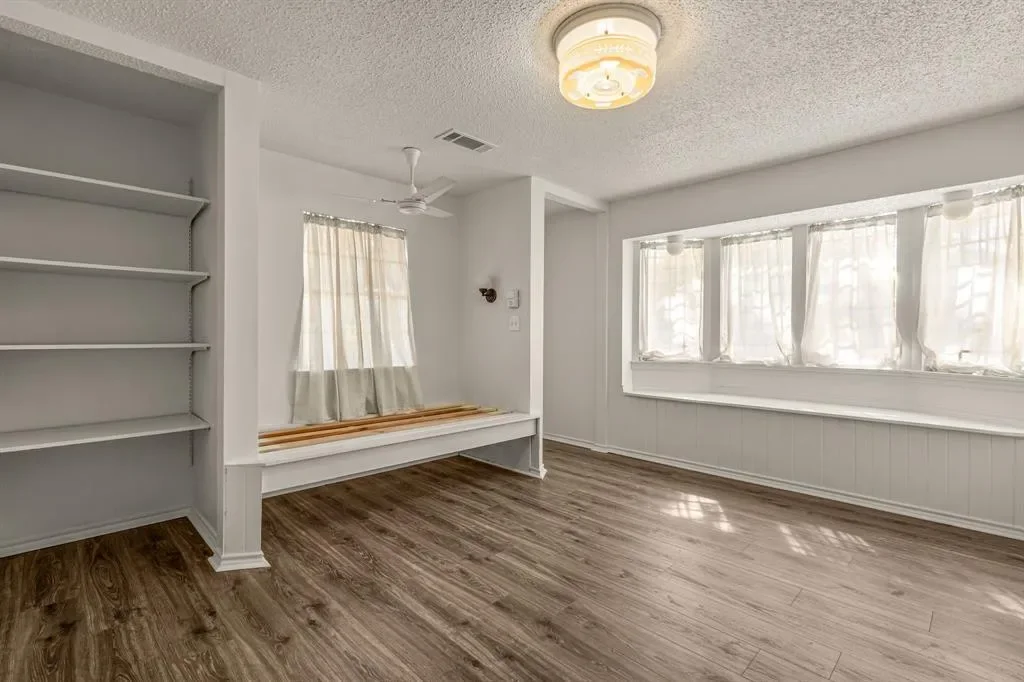 5300 Northcrest Road, Fort Worth, Texas, United States. - Photo 28