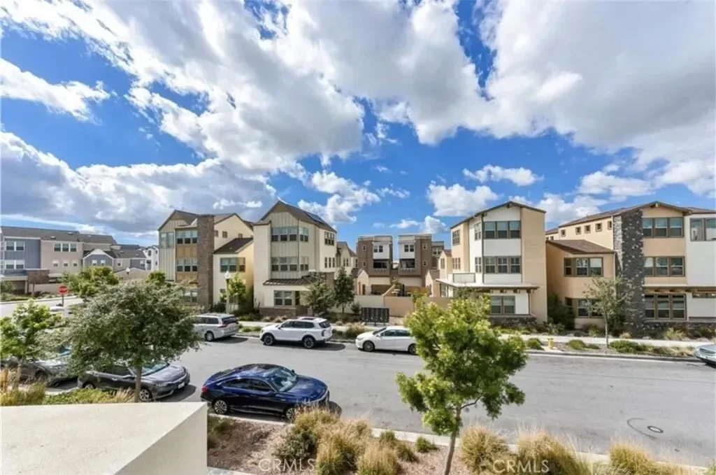 175 Frame, Irvine, California, United States. - Photo 19