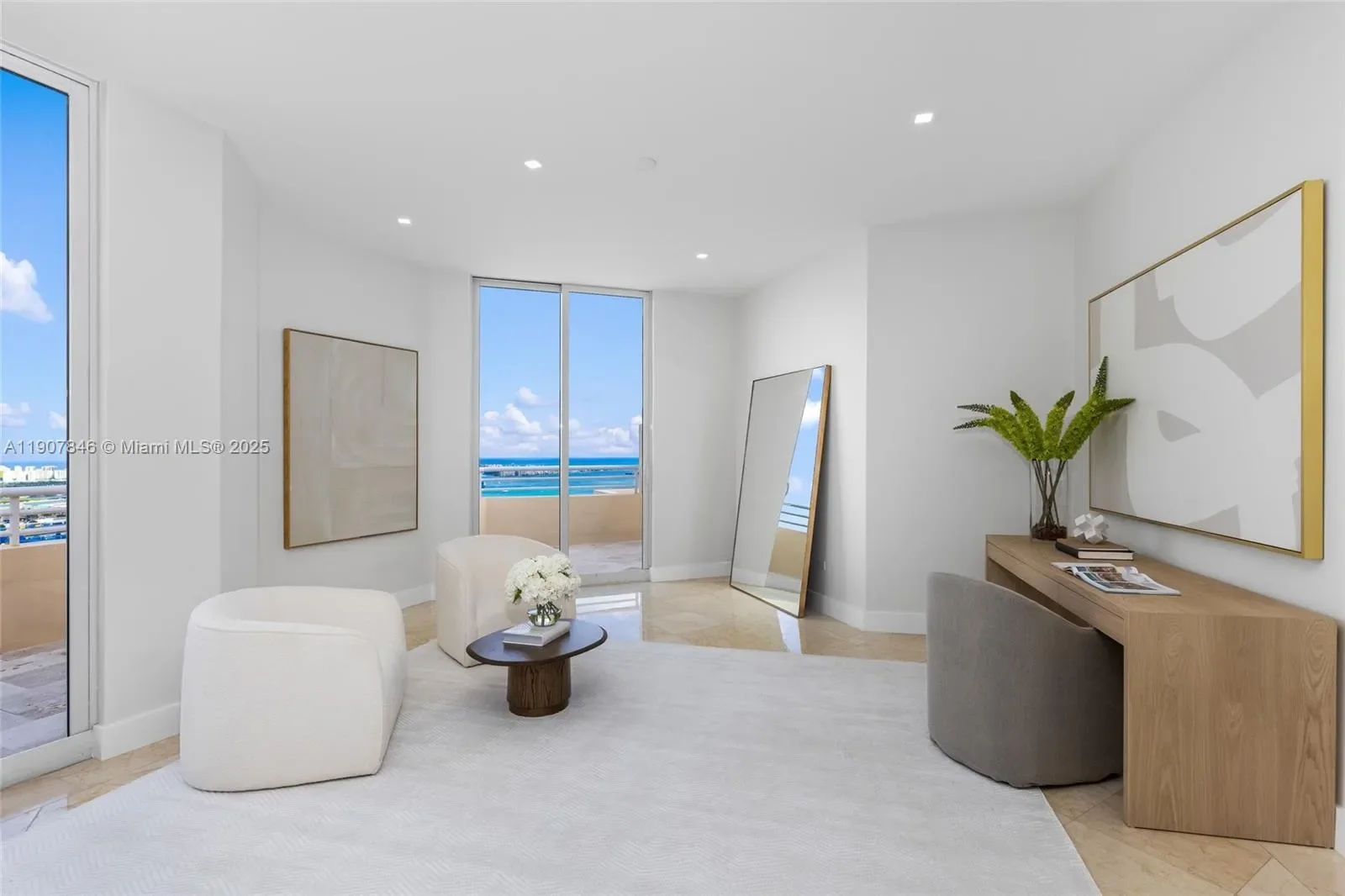 808 Brickell Key Dr 3901, Miami, Florida, United States. - Photo 11