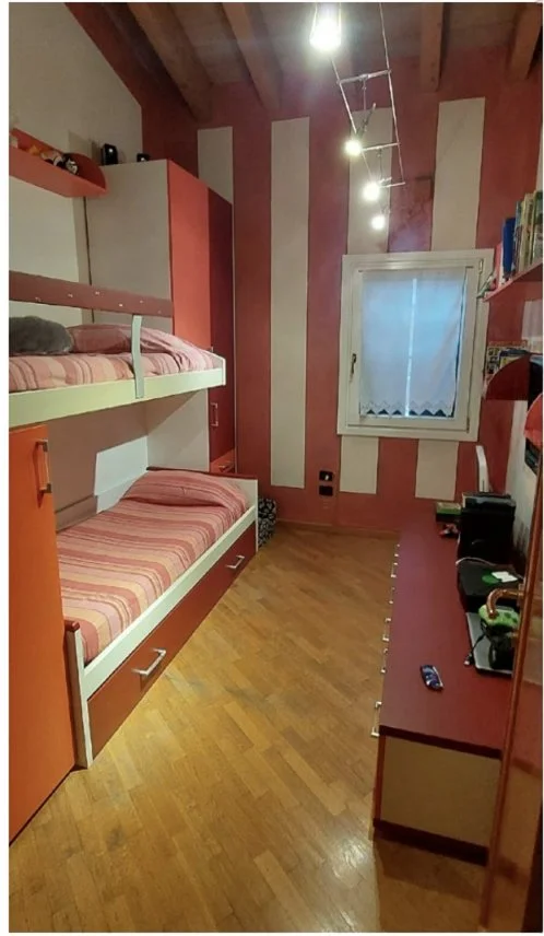 Gallery photo 6