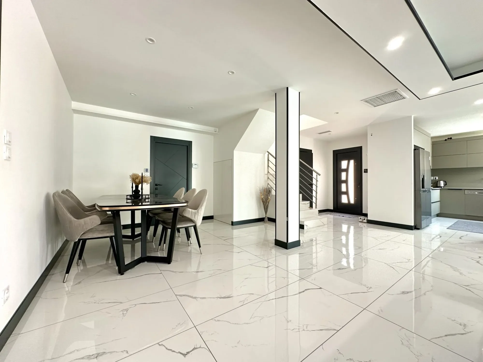 Gallery photo 11