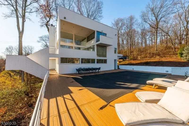 1152 Johnston Dr, Watchung Boro, NJ 07069, Watchung, New Jersey, United States. - Photo 26