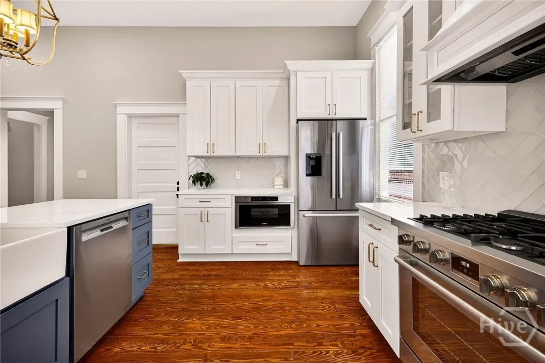 706 E Henry Street, Savannah, Georgia, United States. - Photo 37