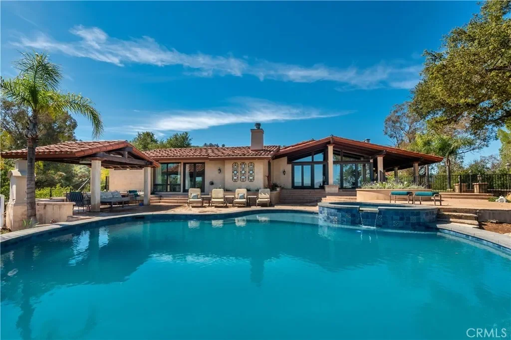 23815 Park Belmonte, Hidden Hills, California, United States. - Photo 20