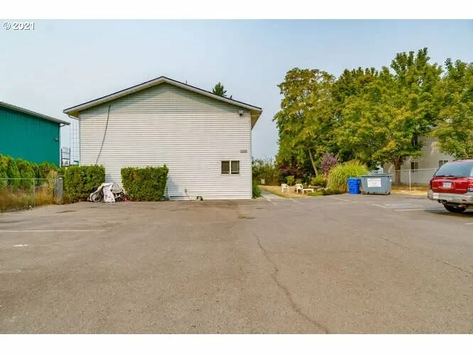 12429 SE FOSTER RD, Portland, OR 97236, Portland, Oregon, United States. - Photo 5