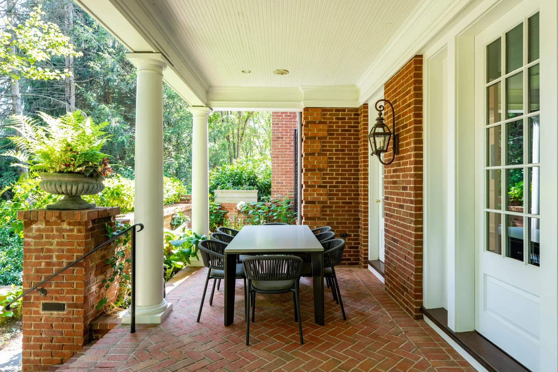 354 South Avenue, New Canaan, CT 06840, New Canaan, Connecticut, United States. - Photo 29