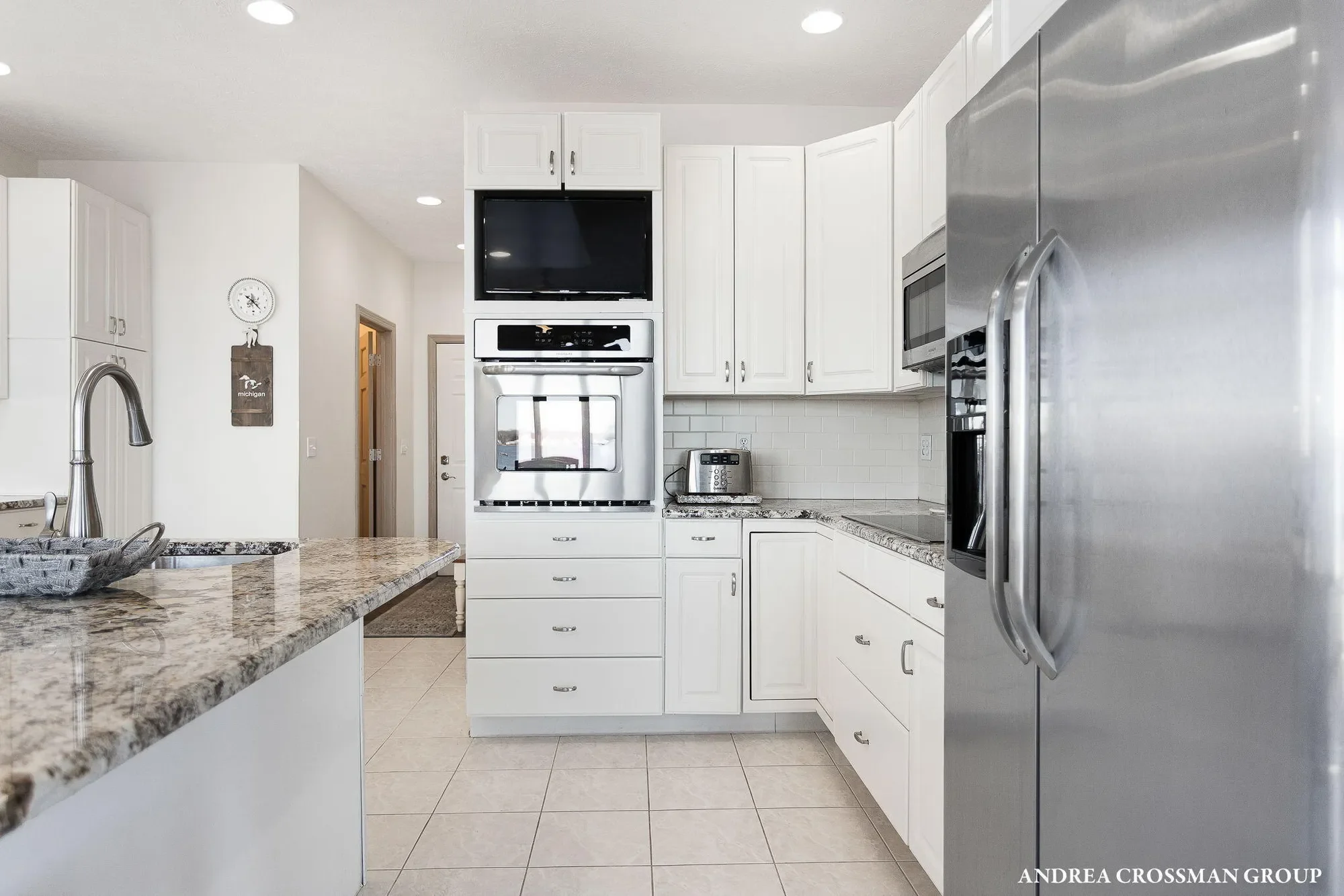1761 South Shore Drive, Holland, MI 49423, Holland, Michigan, United States. - Photo 11
