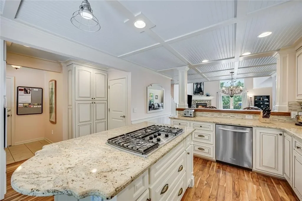 406 Yonah Mountain Road, Cleveland, Georgia, United States. - Photo 22