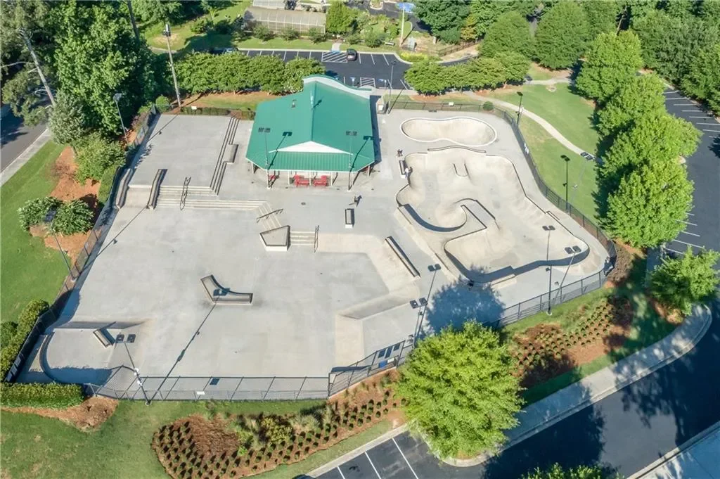 2659 Amberly Drive, Dunwoody, Georgia, United States. - Photo 94