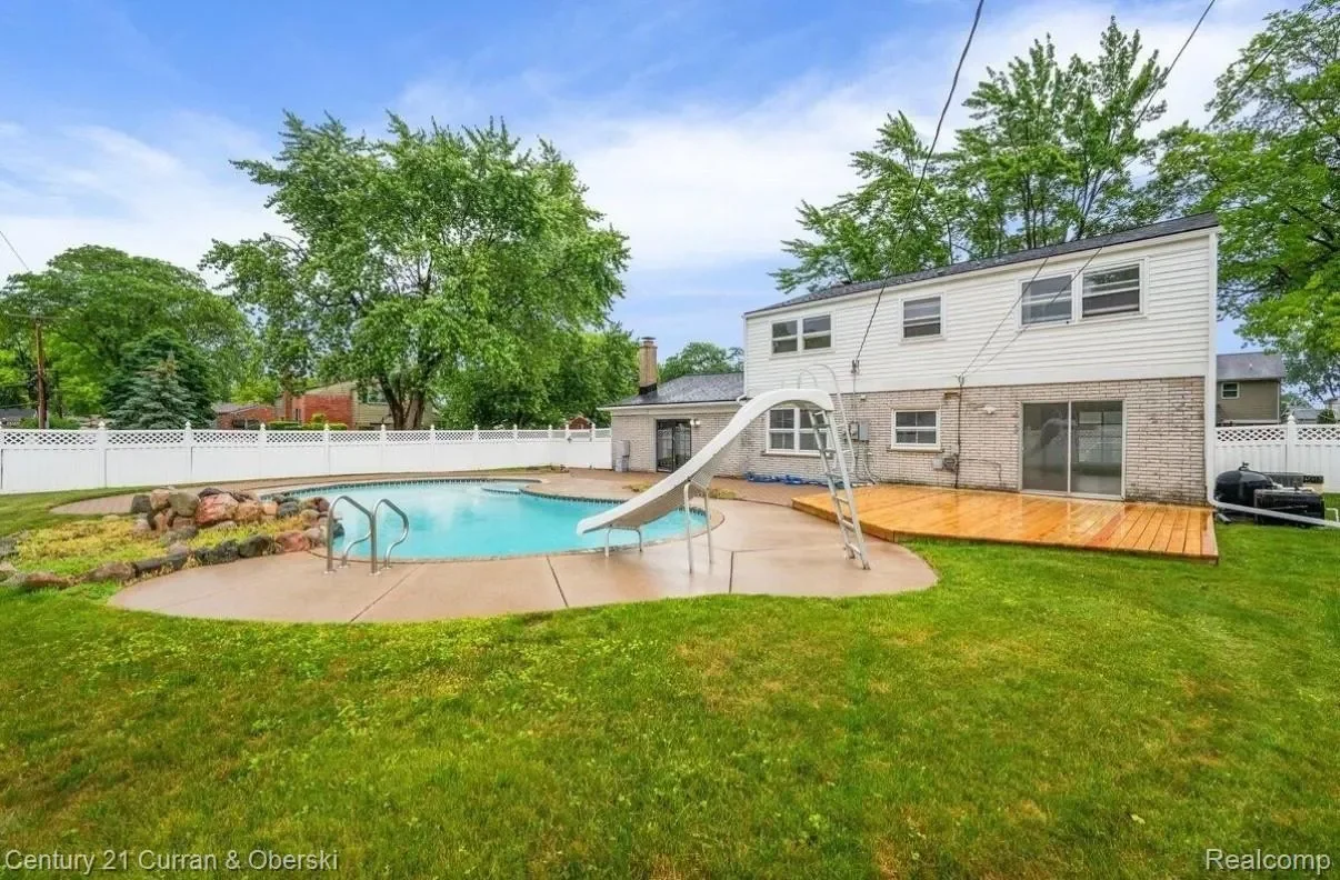 26004 Shirley Lane, Dearborn Heights, MI 48127, Dearborn, Michigan, United States. - Photo 39