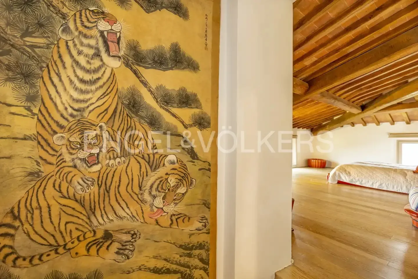 Gallery photo 8