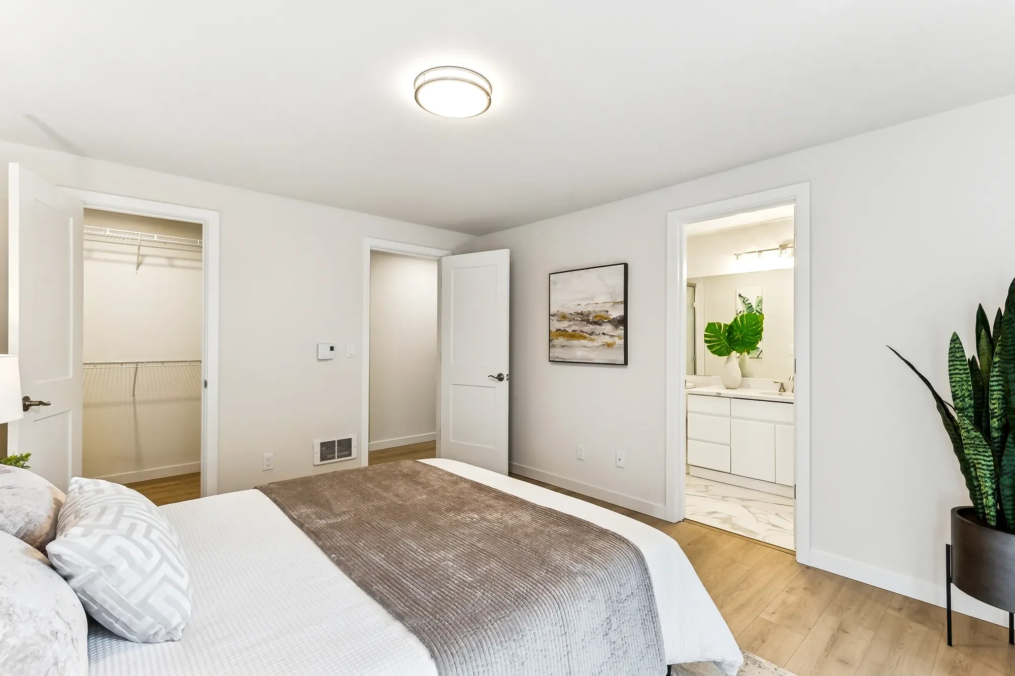 1613 California Ave SW Unit #101 , Seattle, WA 98116, Seattle, Washington, United States. - Photo 14