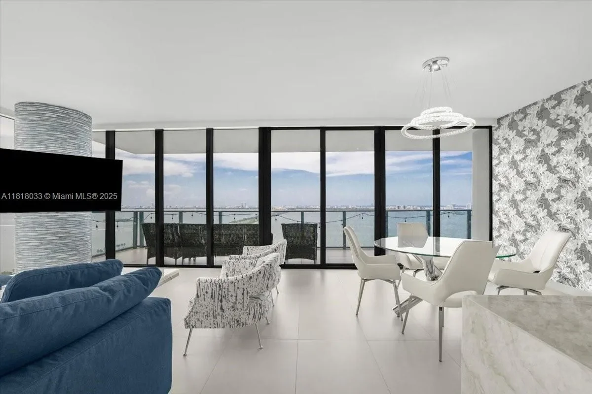3131 NE 7th Ave 3306, Miami, Florida, United States. - Photo 4