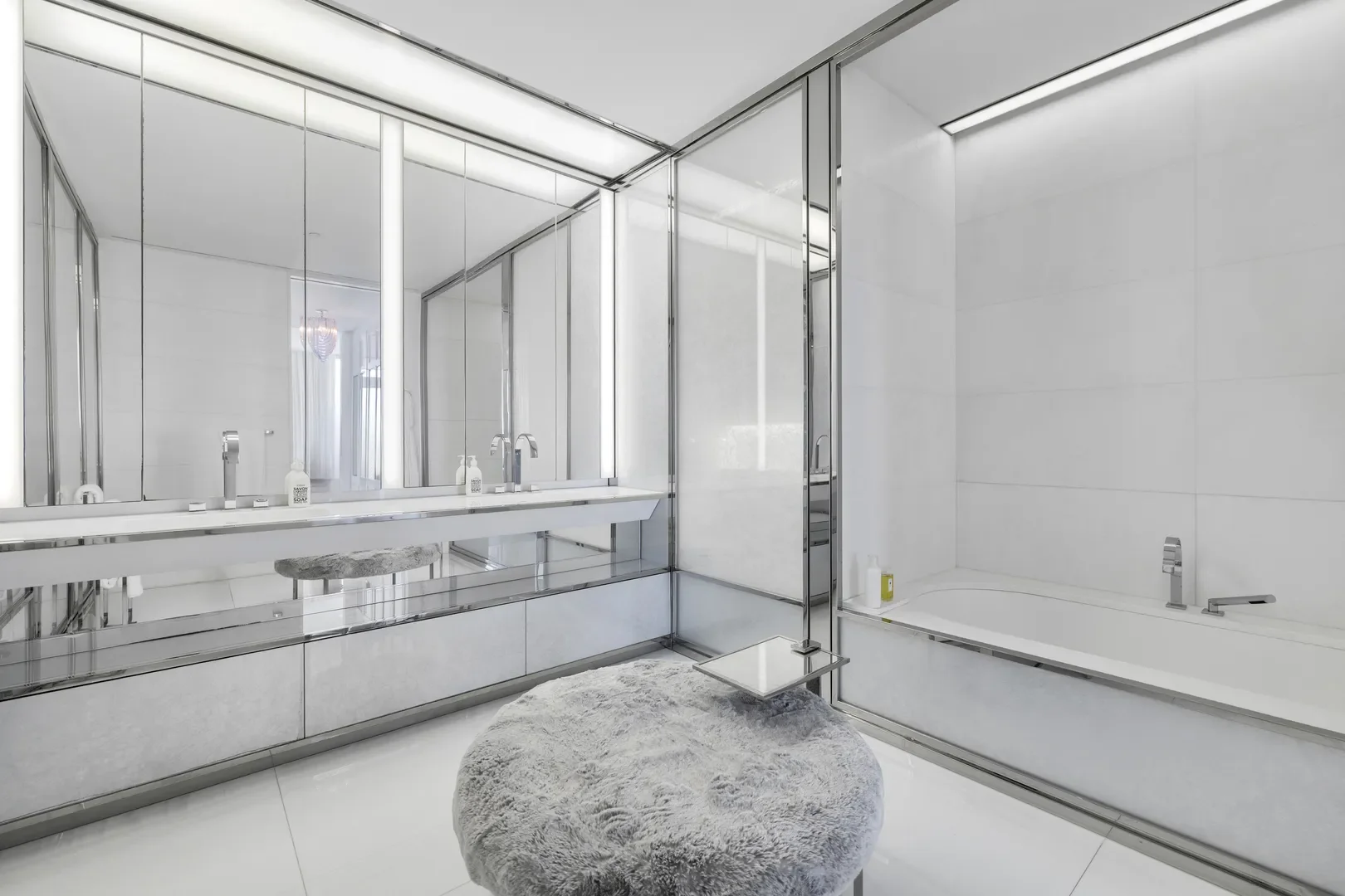 3315 Collins Ave, Miami Beach, Florida, United States. - Photo 35