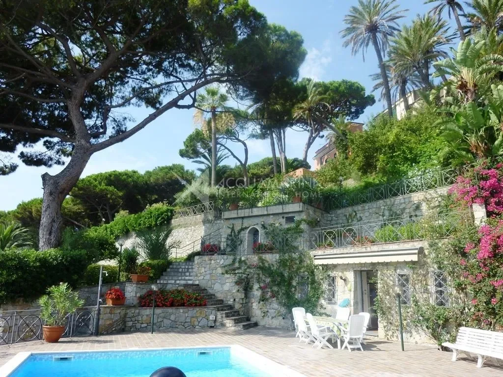 Bordighera, Liguria, Italy. - Photo 16