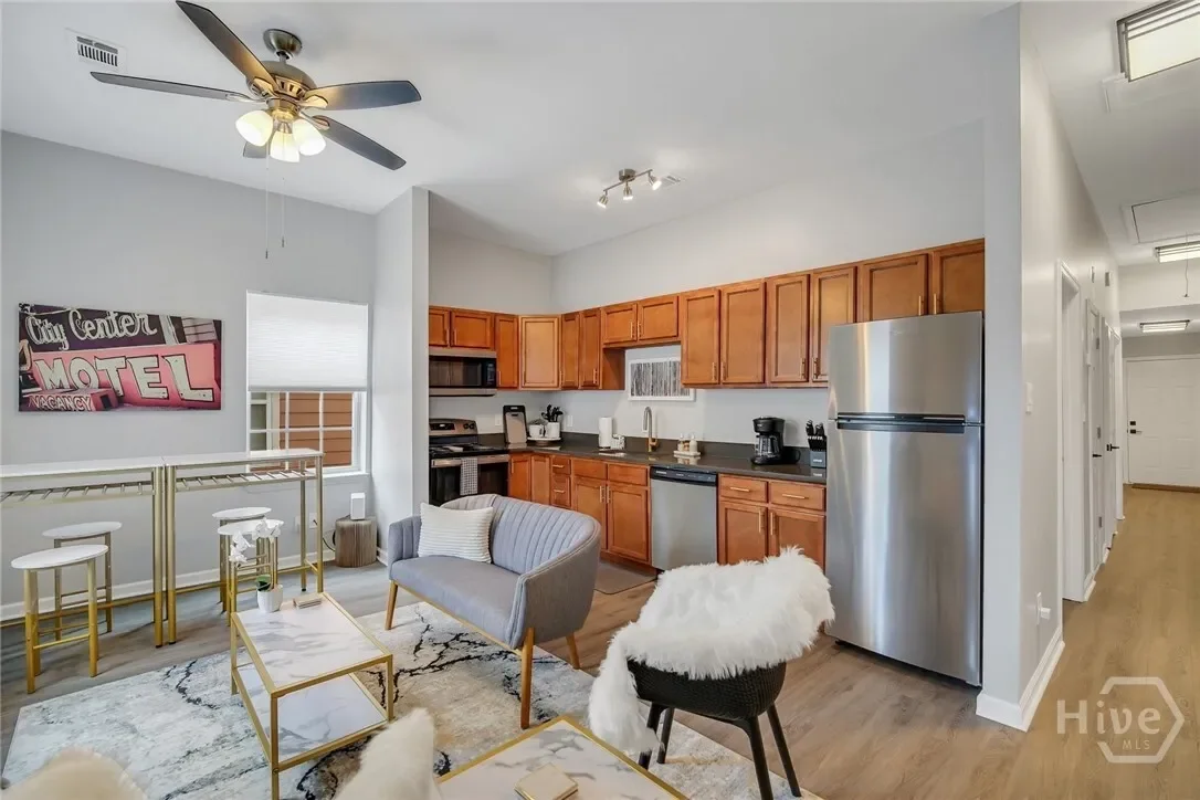 321 W 31st Street, Savannah, Georgia, United States. - Photo 6