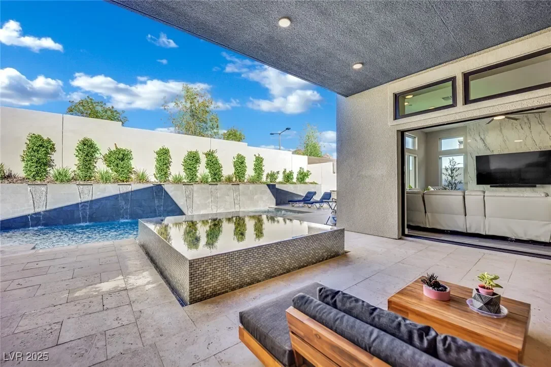 397 Highview Ridge Avenue, Las Vegas, Nevada, United States. - Photo 13