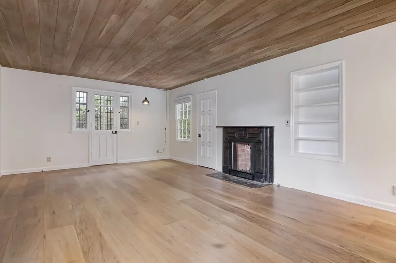 271 Beloit Avenue, Los Angeles, CA 90049, Los Angeles, California, United States. - Photo 20