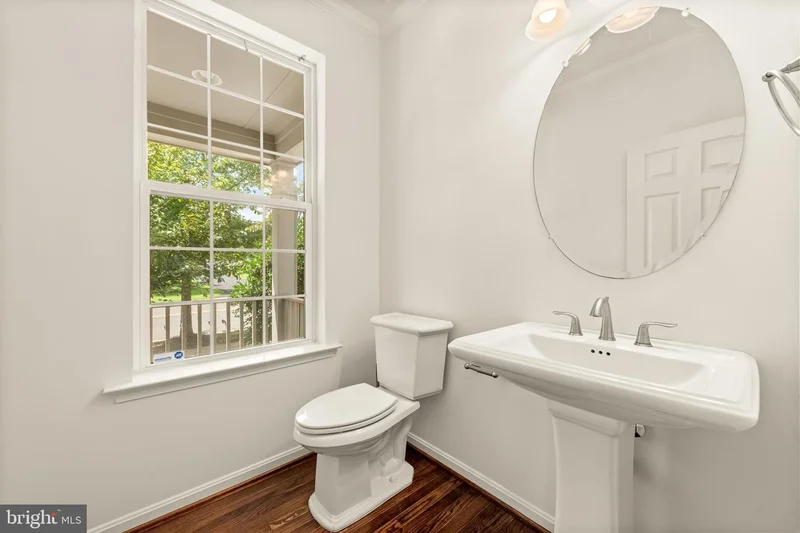 9939 Lake Jackson Drive, Manassas, VA 20110, Manassas, Virginia, United States. - Photo 10