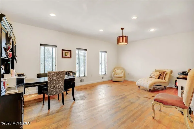 53 Mccaffery Road, Manalapan, NJ 07726, Manalapan Township, New Jersey, United States. - Photo 25