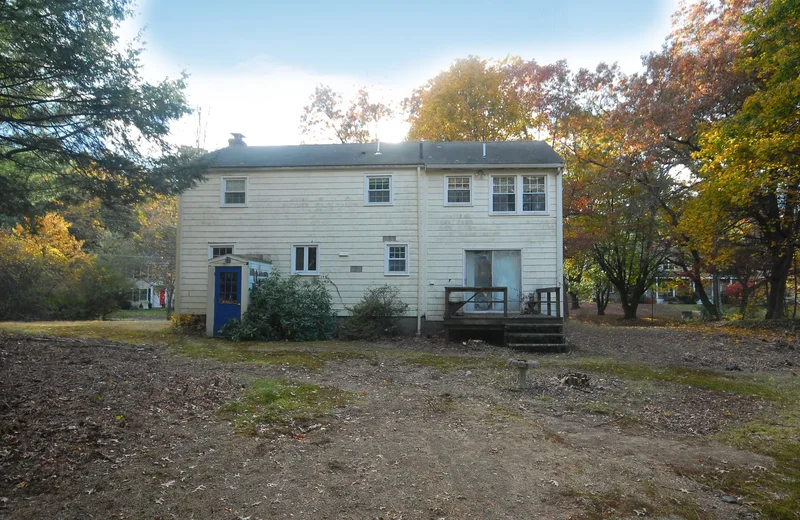 70 Hillside Ave , Concord, MA 01742, Concord, Massachusetts, United States. - Photo 4