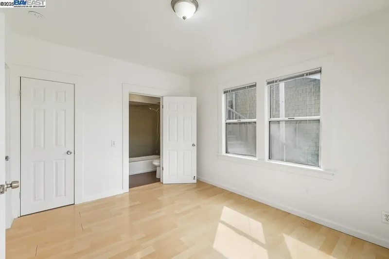 2138 19Th Ave, Oakland, California, United States. - Photo 16