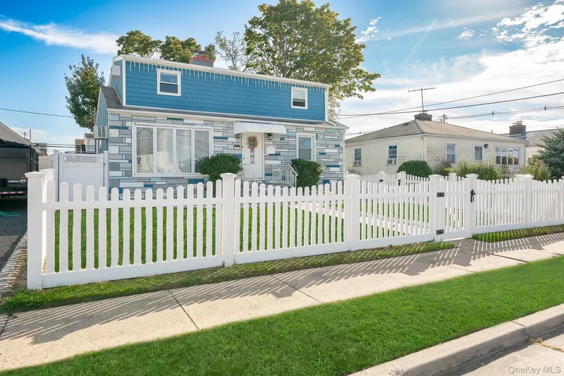 11 Overton Street, Freeport, NY 11520, Freeport, New York, United States. - Photo 18