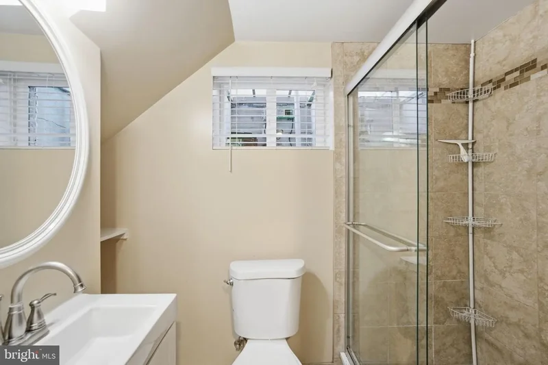5331 42ND PL NW, WASHINGTON, DC, 20015, USA, Washington, District of Columbia, United States. - Photo 23
