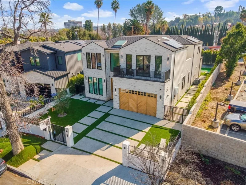 16846 Addison Street, Encino, CA 91436, Los Angeles, California, United States. - Photo 4