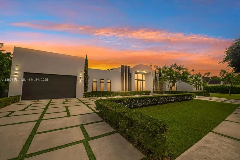 6175 SW 128th St, Coral Gables, Florida, United States. - Photo 5