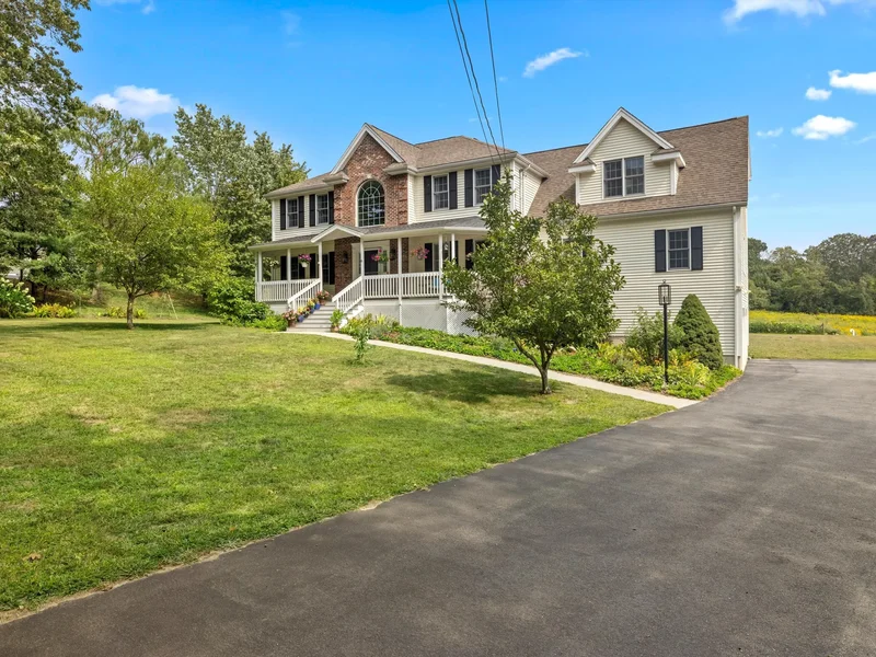 6 Wood St , Upton, MA 01568, Upton, Massachusetts, United States. - Photo 7