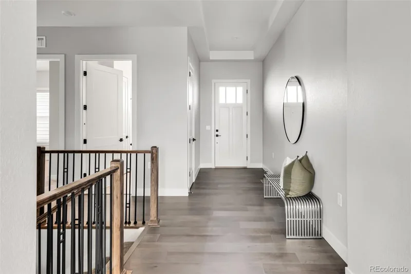 6658 S Kline Way, Littleton, Colorado, United States. - Photo 2