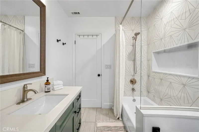 7221 Arizona Ave, Los Angeles, CA 90045, Los Angeles, California, United States. - Photo 28