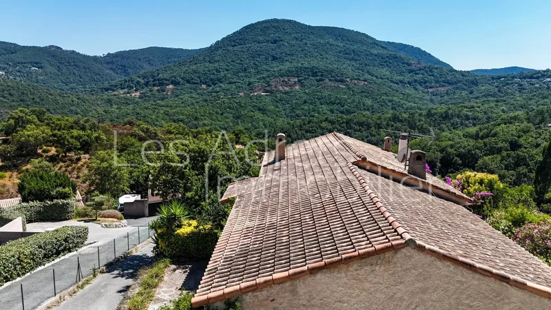 Les Adrets-de-l'Estérel, Provence-Alpes-Côte d'Azur, France. - Photo 19
