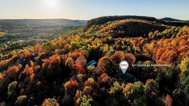 14 Ch. du Mont-Maribou, Saint-Sauveur, Quebec, Canada. - Photo 6