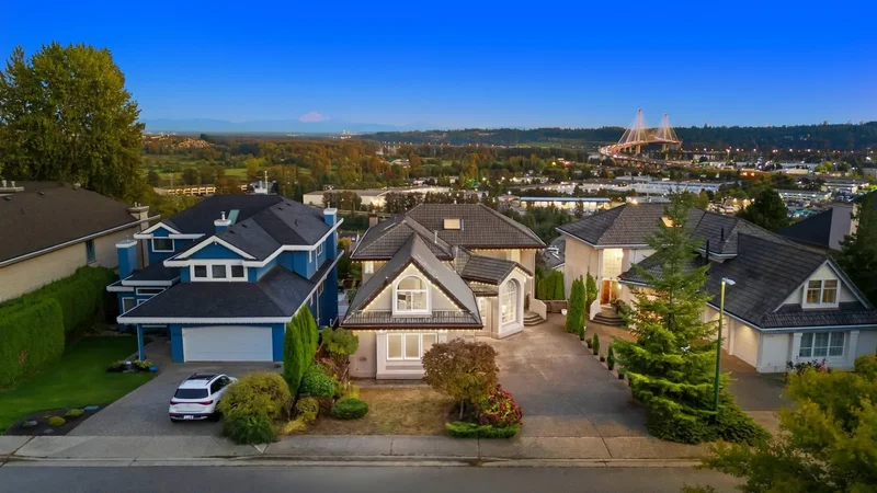 2258 Sorrento Drive, Coquitlam, BC V3K 6P4, Coquitlam, British Columbia, Canada. - Photo 15