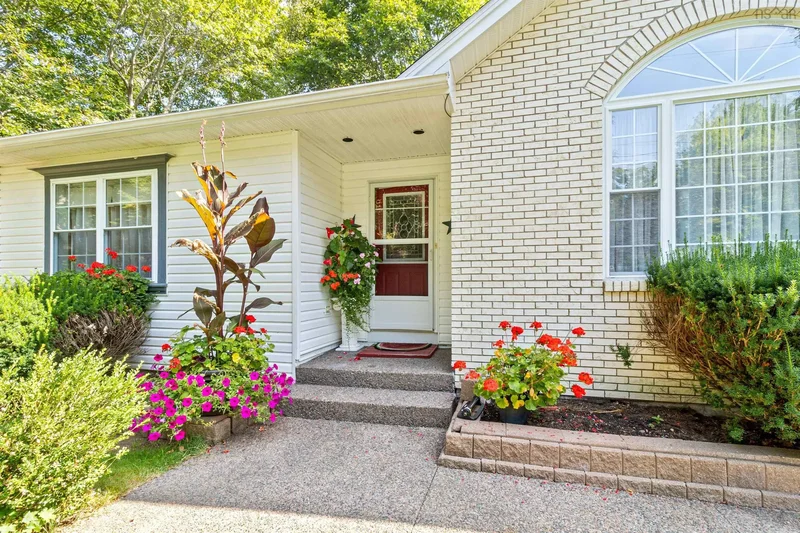 42 Canterbury Lane, Fall River, NS B2T 1A4, Fall River, Nova Scotia, Canada. - Photo 4