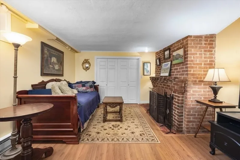 111 Shawmut St, Quincy, MA 02169, Quincy, Massachusetts, United States. - Photo 6