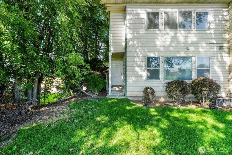 1430 S Skyline Drive, Moses Lake, WA 98837, Moses Lake, Washington, United States. - Photo 10