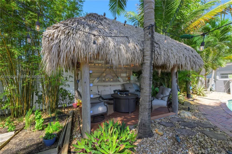 13549 S Indian River Dr, Jensen Beach, Florida, United States. - Photo 24