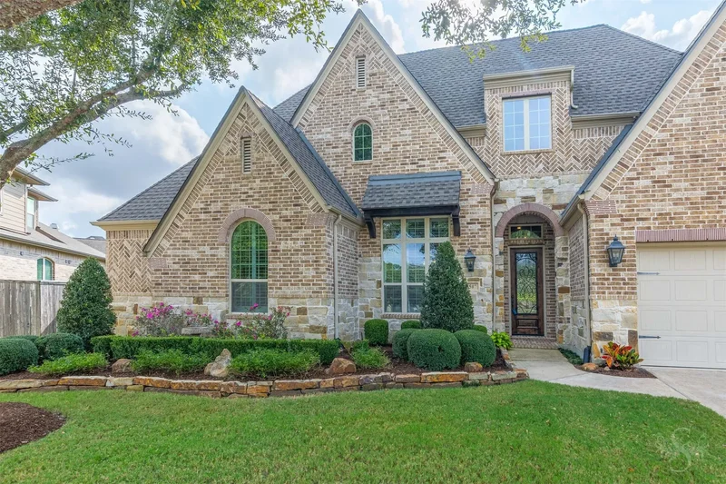 5507 Crest View Terrace Court, Fulshear, TX 77441, Fulshear, Texas, United States. - Photo 11