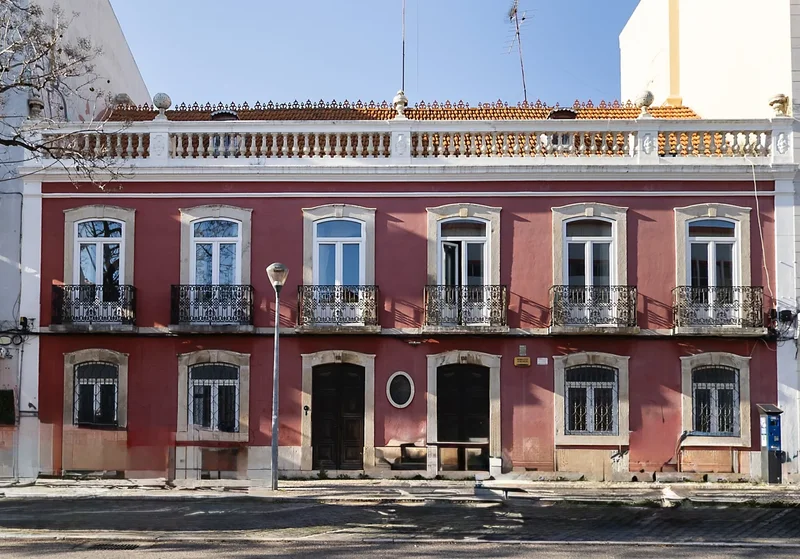 1900' Palace in the centre of Setúbal - Exclusive, with 19 rooms and private garden
