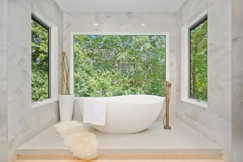 21 Lovett Road, Newton, MA, 02459, USA, Newton, Massachusetts, United States. - Photo 13