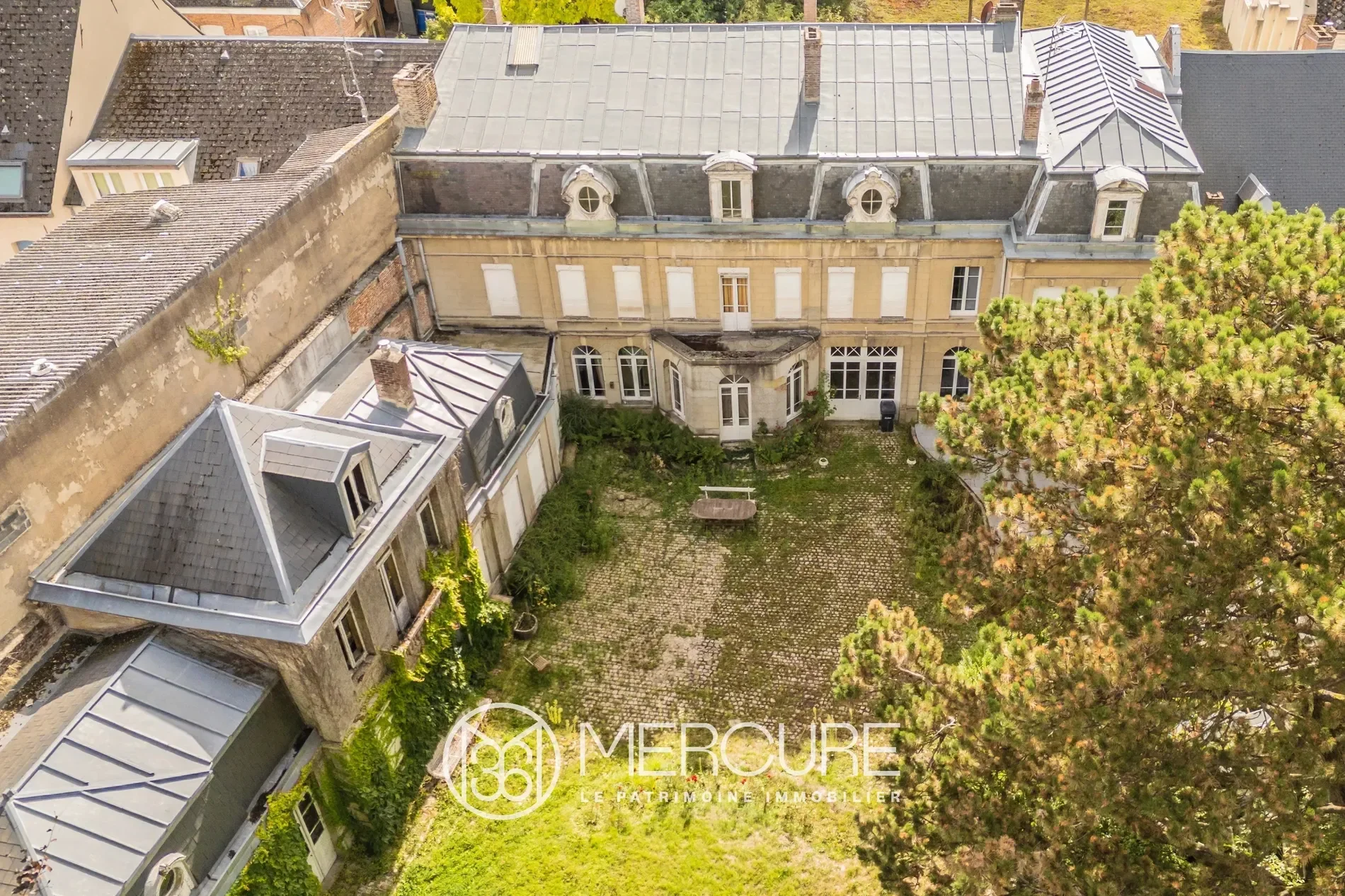 Le Quesnoy, Hauts-de-France, France. - Photo 12