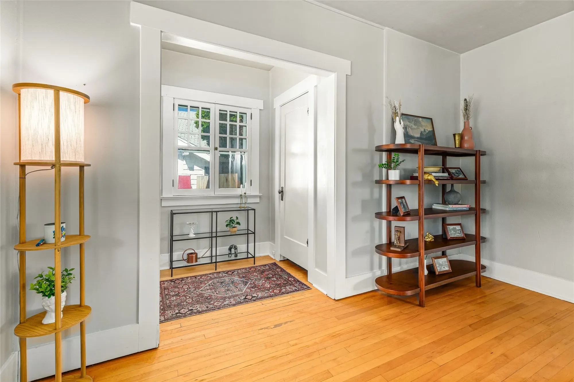 542 Eddy Avenue, Missoula, Montana, United States. - Photo 2