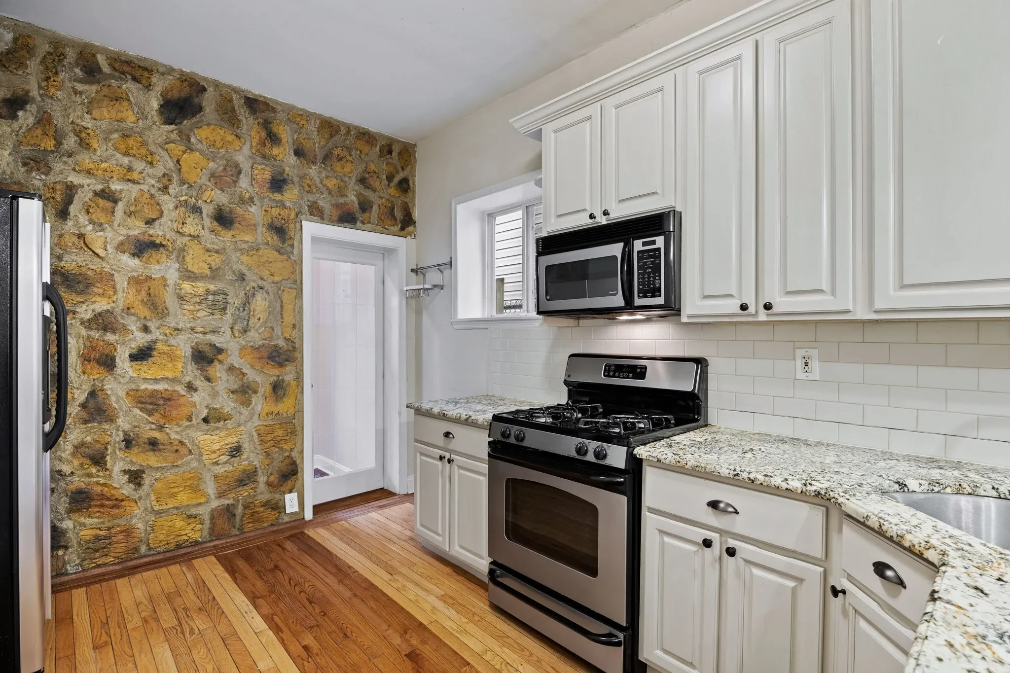 2438 Carpenter Street , Philadelphia, PA 19146, Philadelphia, Pennsylvania, United States. - Photo 9