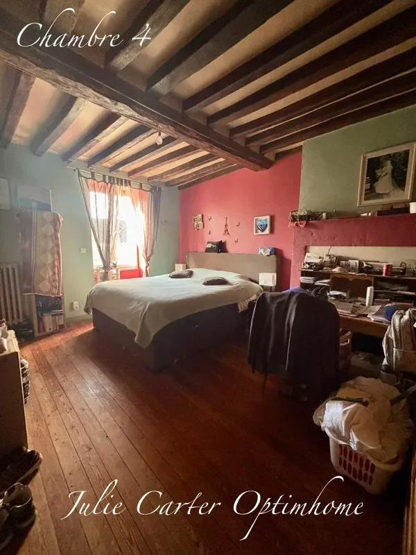 Avoine, Normandy, France. - Photo 3